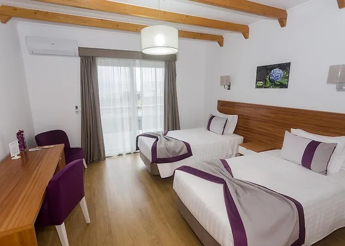 Barca ホテル マダレナ